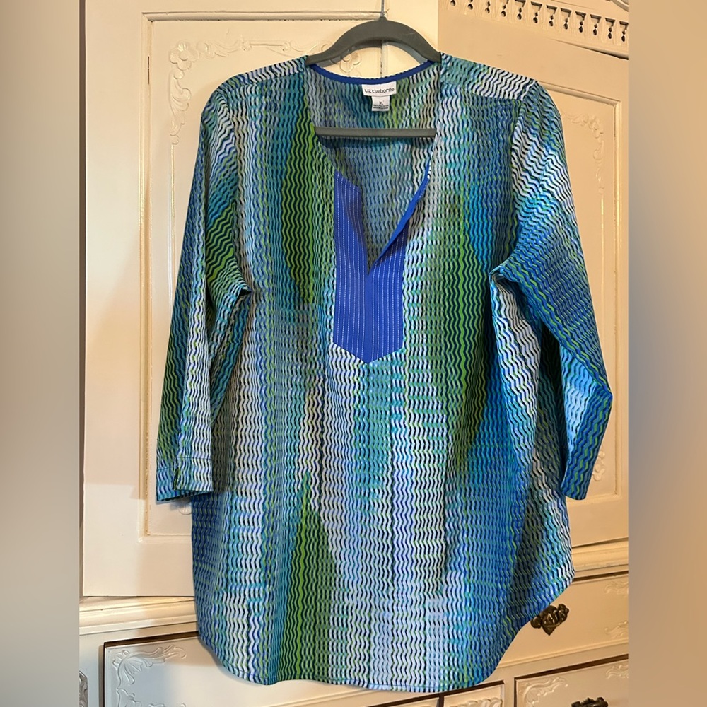 Liz Claiborne Vibrant Blue and Green Top